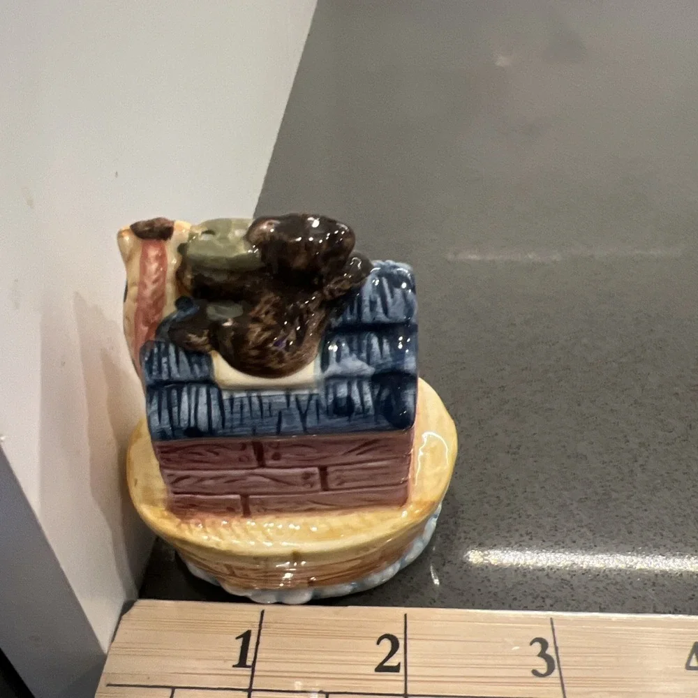 Vintage Noah's Ark Animals On Boat Ceramic Salt And Pepper Shaker Kitchen Decor